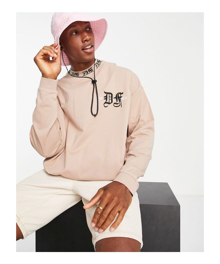 T-Shirts & Vests by ASOS DESIGN Act casual Crew neck Drop shoulders Logo embroidery details Oversized fit Sold by Asos
