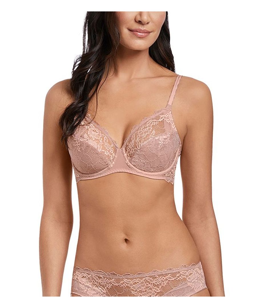 Mix luxury with elegant with the Lace Perfection range by Wacoal. This gorgeous average wire bra features underwiring for uplift and support. This bra features a 2-part outer layered cup, including a stretch neckline - this alongside the hook and eye fastening and adjustable strap provides the perfect fit. Feel feminine whillst having all of the desired support a bra can give. Perfect for everyday wear.
