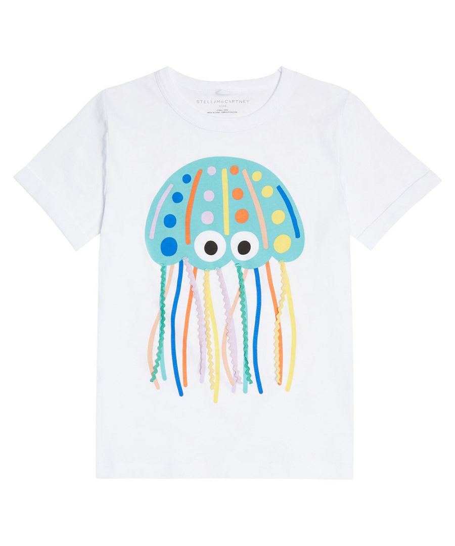 This Stella McCartney Girls Jellyfish T-shirt in White is crafted from cotton and has a short sleeve design. It features a crew neck and the Jellyfish print at the front.\n\nShort sleeve design\nCrew neck\nJellyfish print