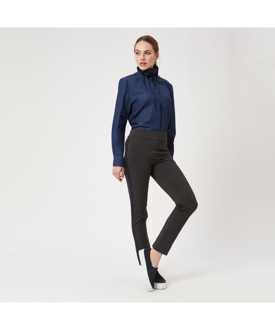 Add a touch of sports luxe and touch of colour to your wardrobe with these side piped trousers, cut from a stretch bengalina fabric and are designed to sit high on the waist. Style with a fine knit jumper and puffer jacket to complete the look.