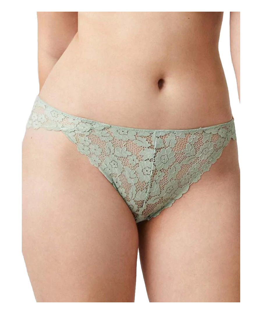 Ysabel Mora offer these stunning lace brazilian briefs which offer good overall coverage and all day comfort.