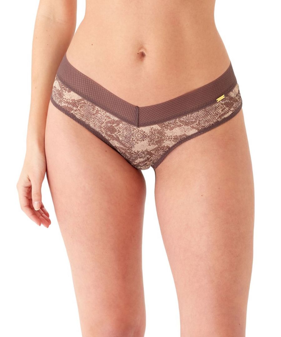 Gossard Glossies Snake Cheeky Short. This mid-rise knicker has shimmery fabric and offer moderate rear coverage. The product is recommended for gentle wash only.