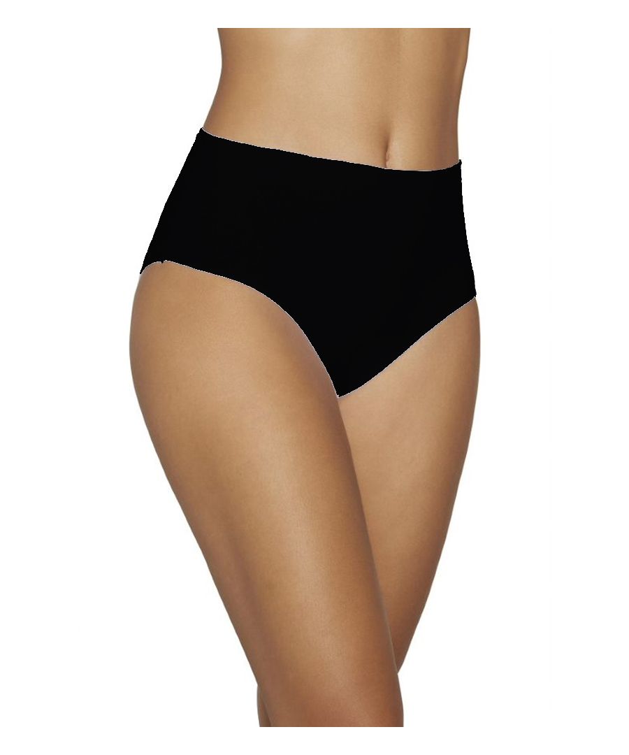 These high rise briefs by Ysabel Mora are perfect for every day wear. These knickers have good overall coverage with a lined gusset, and are flat seamed so they do not show underneath clothing. Size Guide: M (12), L (14), XL (16), 2XL (18).