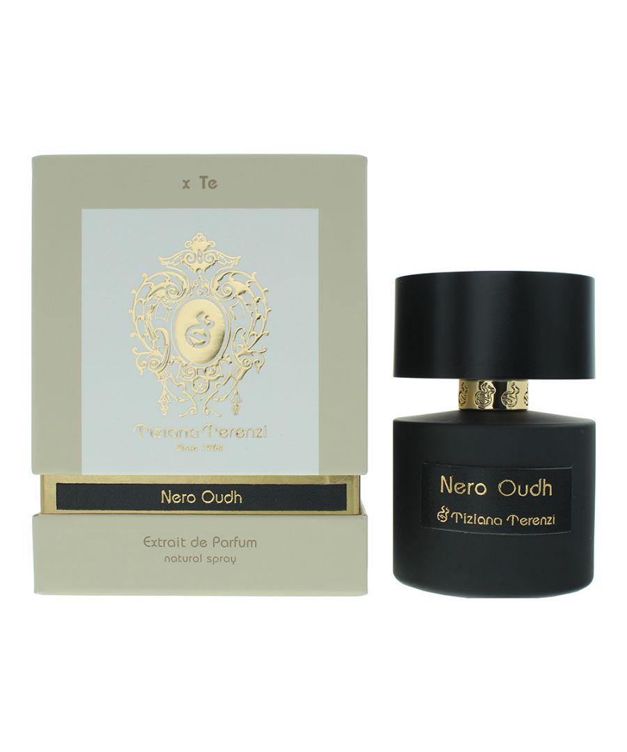 Tiziana Terenzi Nero Oudh, launched in 2019, is an opulent and sophisticated amber floral fragrance that showcases the rare and precious oudh, also known as agarwood. this perfume is a tribute to the timeless allure and allure of this highly sought-after ingredient. The fragrance opens with an intoxicating blend of spicy and aromatic notes that immediately command attention. Fiery saffron, cypriol oil, ylang-ylang, rose geranium and magnolia create a vibrant and captivating introduction. As the scent develops, the heart reveals a mix of gurjan balsam, guaiac wood, violet and cedar, beautifully complemented by the velvety and floral essence of Bulgarian rose, adding a touch of elegance and romance. The base notes deepen the fragrance, leaving a lasting impression of strength and sophistication. The smoky and leathery facets of birch merge with the earthy and woody tones of patchouli, creating a seductive and mysterious foundation. The warm embrace of vanilla and the lingering essence of ambergris, Indian oud and musk bring depth and sensuality, leaving an irresistible and unforgettable trail.