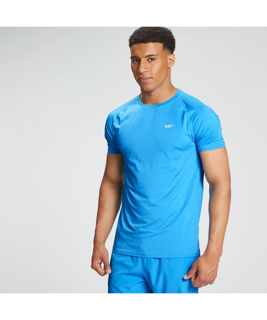 Introducing the Tempo Range, optimised for high energy, high impact interval and agility training. Cooling fabrics and unrestrictive designs ensure you are able to push your workout to the maximum.\n\nThe Tempo Graphic short sleeve t-shirt features moisture wicking fabric for added breathability, a printed MP logo to the chest and Tempo graphic to the back.