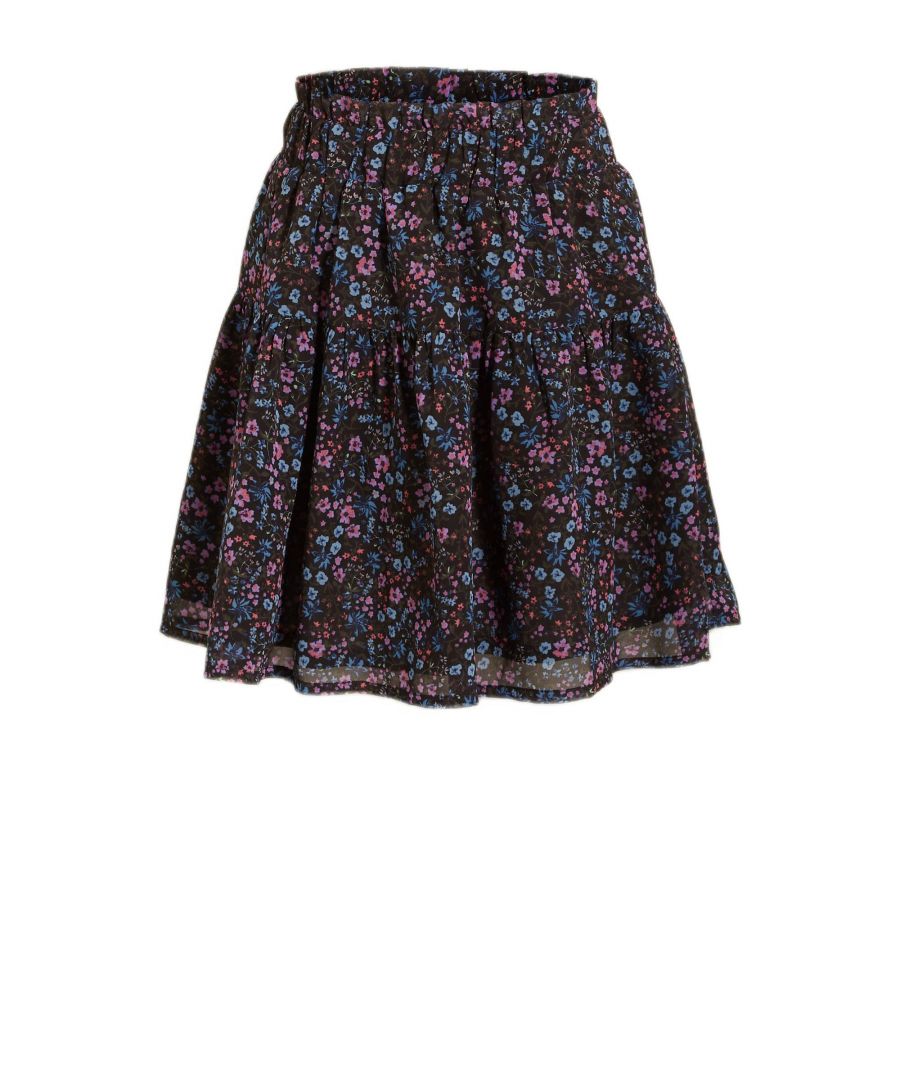 Deze rok van anytime is gemaakt van polyester. Details van deze rok:• elastische tailleband • volant• onderrok• bloemenprint