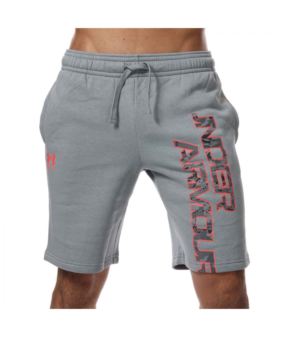 Mens Under Armour Rival Fleece Camo Script Shorts in grey.- Encased elastic waistband with external drawcord.- Open hand pockets & secure  snap back pocket.- Ultra-soft  mid-weight cotton-blend fleece with brushed interior for extra warmth.- Under Armour branding.- Relaxed fit.- Main Material: 80% Cotton  20% Polyester. Machine washable.- Ref: 1366315066