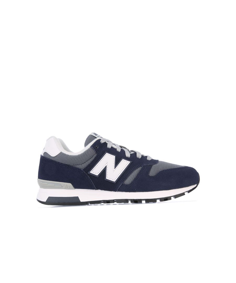 Mens New Balance 565 Trainers in navy grey.- Lace fastening. - Lightly padded ankle and tongue.- EVA midsole cushioning.- Rubber outsole. - Leather upper  Textile lining  Synthetic sole.- Ref.: ML565CPC