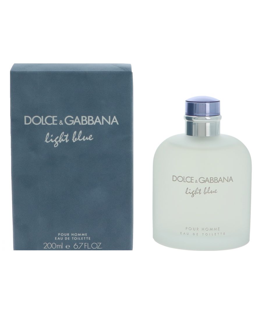 Light Blue pour Homme by Dolce&Gabbana is a Citrus Aromatic fragrance for men. Light Blue pour Homme was launched in 2007. Top notes are Grapefruit, Bergamot, Sicilian Mandarin and Juniper; middle notes are Pepper, Rosemary and Brazilian Rosewood; base notes are Incense, Musk and Oakmoss.