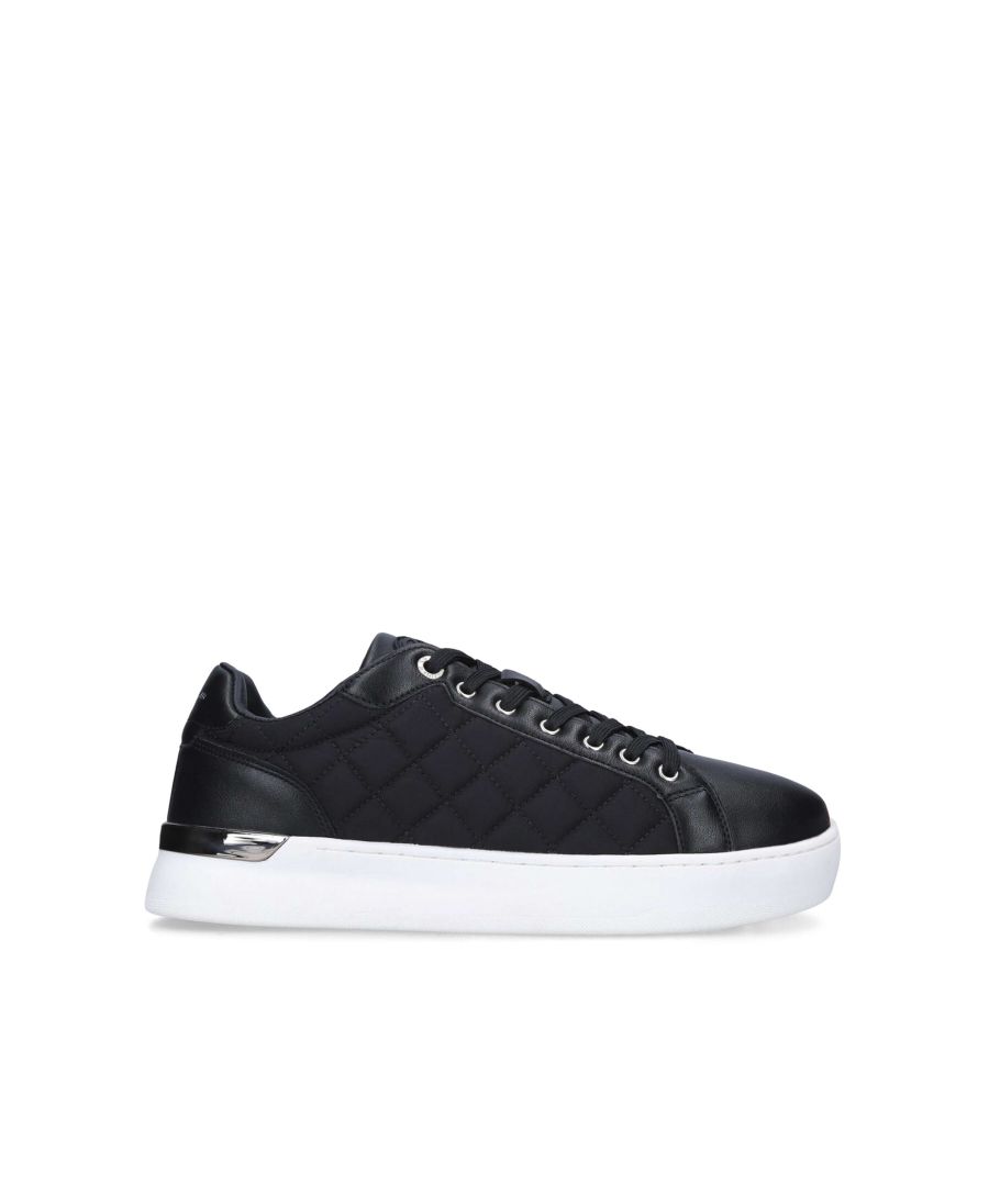 The Keon Quilted is a lace-up sneaker in black. The upper is quilted with black rubber monocle on the tongue. The back of the ankle sees a gunmetal plate.