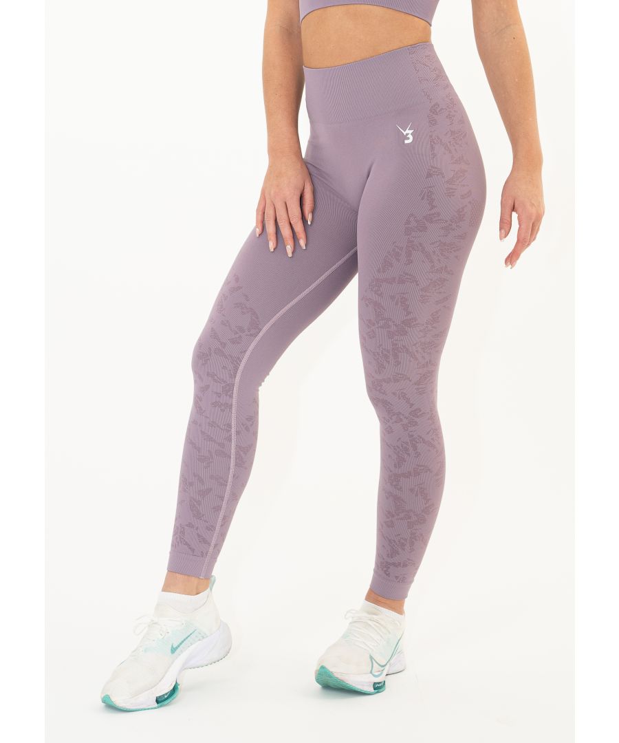 WOMEN'S HIGH-WAIST SEAMLESS LEGGINGS WITH HIGH SUPPORT\n\nChange the game and shatter all expectations in the stunning Shatter patterned seamless leggings featuring a high-waist, super-flattering fit that supports and covers your body in motion for your most confident workout yet.\n \nUnder-glute contouring displays your hard work, pairing with our unique shatter pattern design for a stand out, striking style. Sweat-wicking, breathable seamless fabric cools high heat zones in a distraction-free fit so you can stay focused on the reps ahead.