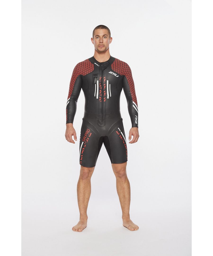 2xu mens pro-swim run pro wetsuit black/flame scarlet - black/red - size small