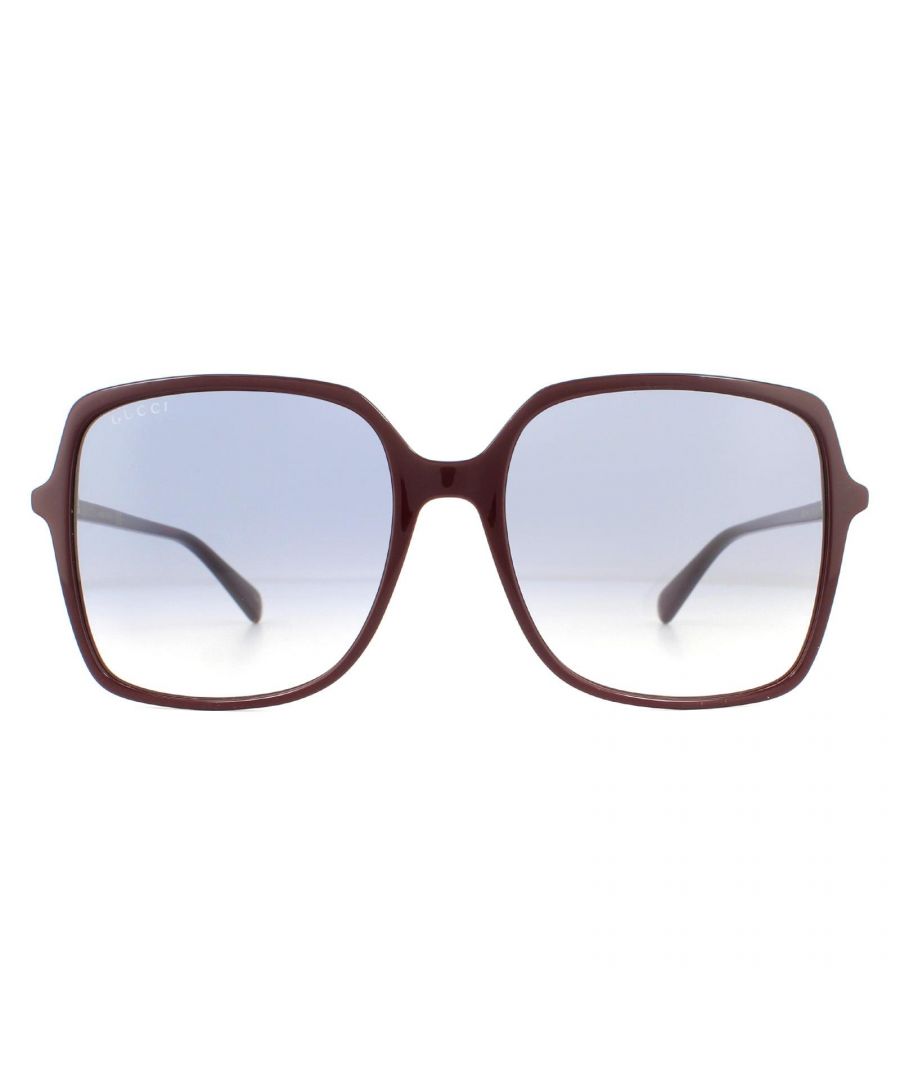 Gucci Sunglasses GG0544S 003 Burgundy Blue Gradient are a simple and elegant cat-eye style for women. The sophisticated design is ultra feminine and flattering for most faces. Finished with metal hinge detailing and signed off with the Gucci text logo on each temple.