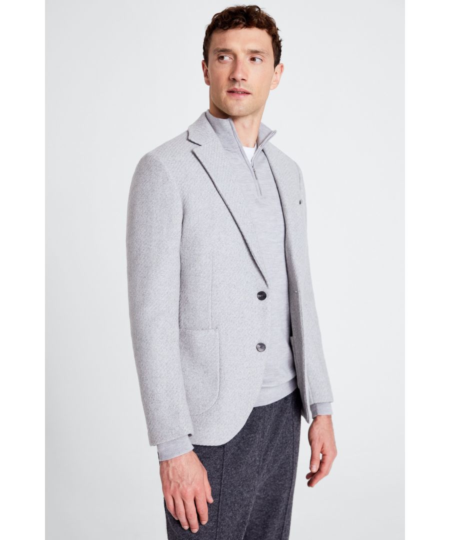 Featuring a pronounced twill-like structure in rich wool-blend yarn, Moss' unlined tailored-fit jacket is great for building easy looks throughout the entire week. Layer its light-grey tone over matching knitwear and a white T-shirt.