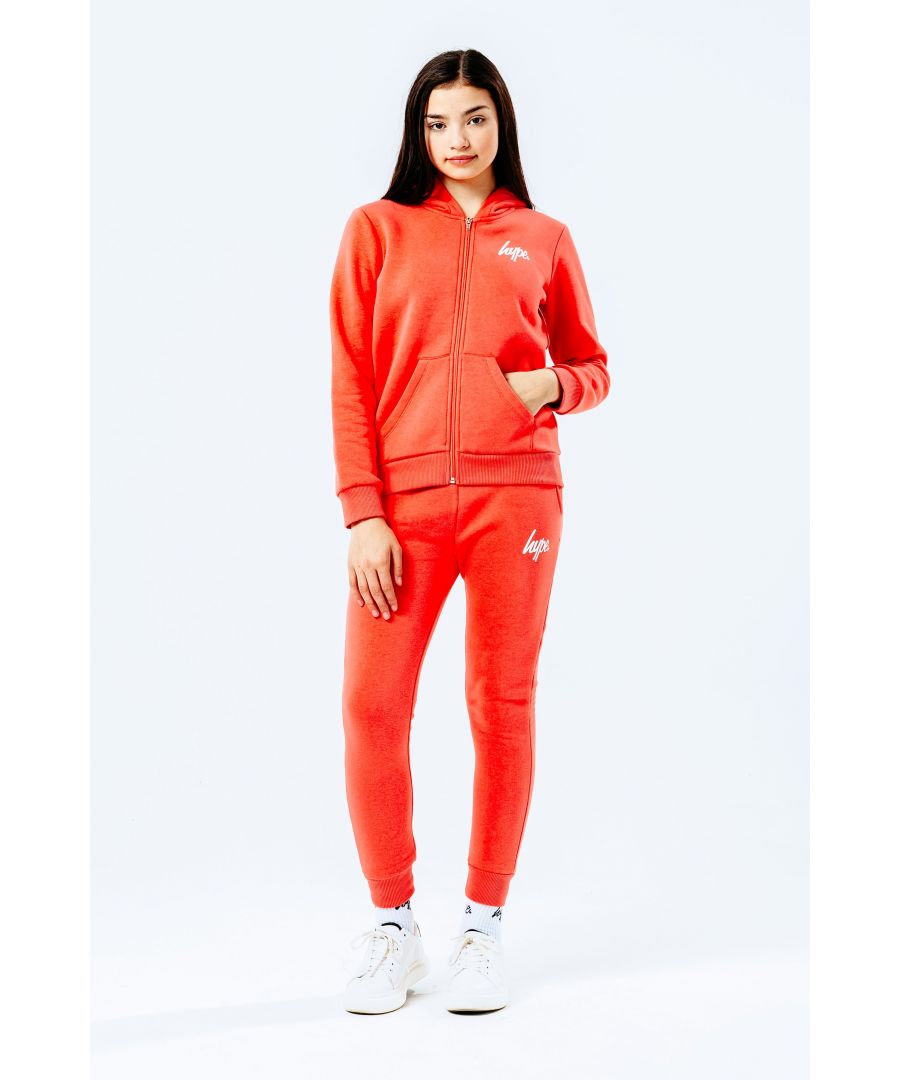 Hoodie - Fitted cuffs and hem, elasticated waist, pouch pocket. Jogger - Stretch waistband, side pockets, fitted cuffs.