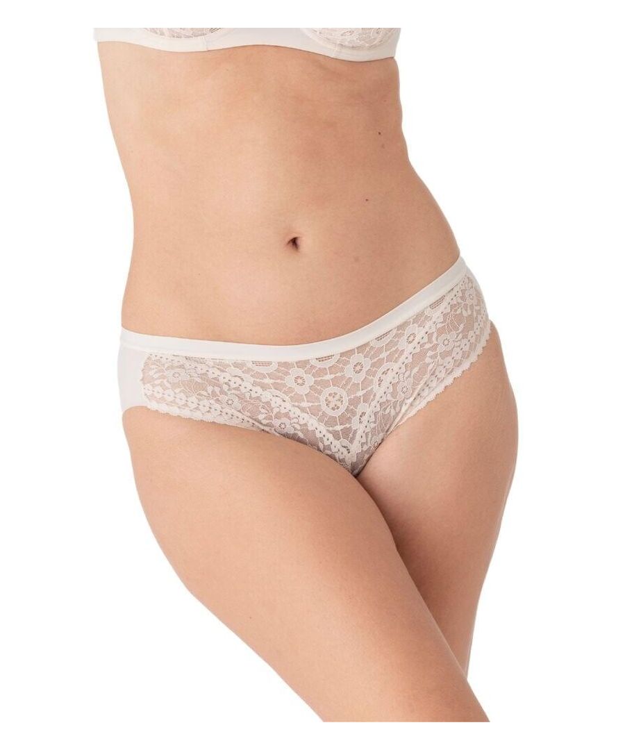 Add these feminine and flirty briefs from Maison Lejaby's Daphne range to your everyday lingerie collection. In the popular bikini style, these lace briefs feature a graphic lace across the front for a play on a see-through effect with a covered rear for some modesty. Crafted with a mesh waist belt, these briefs offer great all-day comfort.\n\nFeminine and flirty bikini style\nGraphic lace front\nFull rear coverage\nMesh waist belt\nComposition: 67% Polyamide | 21% Elastane | 9% Cotton\nListed in UK sizes