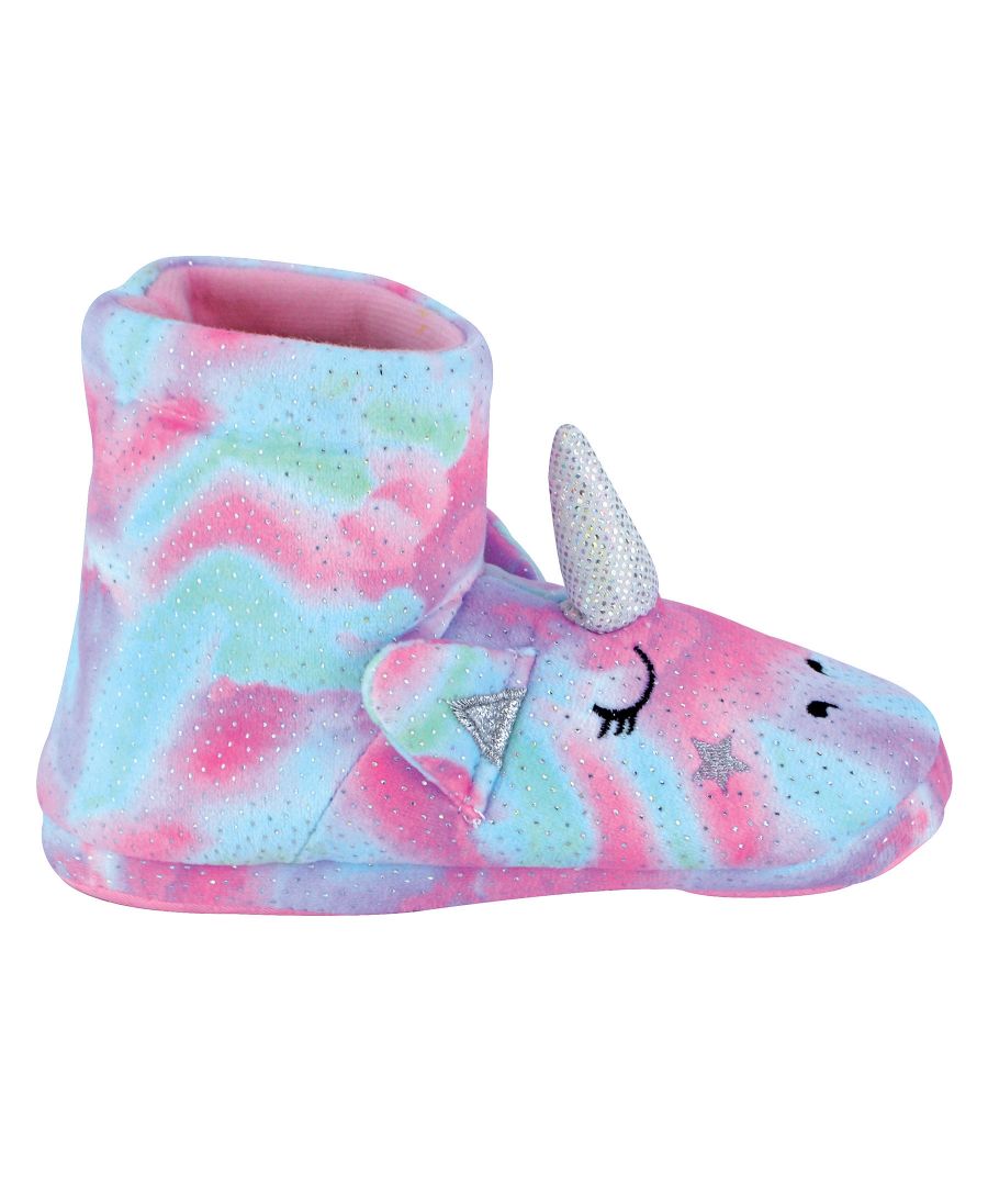 Unicorn Shaded Slipper Booties for ChildrenLet your kids imagination run wild! Let them bring the legendary, mythical creature to life with these Kids Unicorn Booties! They are pink and feel soft on your child’s feet.The soft, plush, 3D unicorn themed slippers will warm up any child’s feet. What’s great about these novelty slippers is their eye-catching design that makes them look like the real creature! With these slippers being soft and plush, they have a very flexible sole to allow your child’s feet to fit comfortably as well as being cosy and snug.The boot length of these slippers will keep your child’s foot & leg toasty and warm! Their soft fleece fur with cushioned insole will keep your child’s feet cosy and snug while they look awesome in their 3D unicorn feet! They also feature non slip PVC anti slip dots to avoid slipping and sliding on tiled or wooden floors.Ideal for dress up or everyday comfort, the unicorn slippers are perfect for kids to lounge around the home in. They can relax in these unique designed slippers. Available in four different sizes: S (9-10), M (11-12), L (13-1 ), XL (2-3).Extra Product Details3D Unicorn SlippersSoft & CosyA Great GiftPlush UpperPVC Gripper DotsIdeal For GirlsPink Colour4 Sizes Available