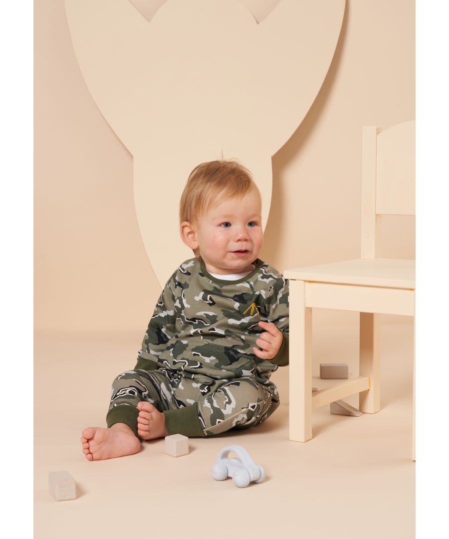 Cool all over camo graffiti print onesie. In green with matching top knot hat. Finished with a pop of orange. Made in super soft cotton jersey with popper leg opening for easy fuss free dressing and logo print on the feet. Older baby onesies have a ribbed cuff hem for greater freedom when they discover walking!  Angel & Rocket cares - made with Fairtrade cotton  Colour: Khaki  About me: 100% Cotton  Look after me: Think planet  wash at 30c