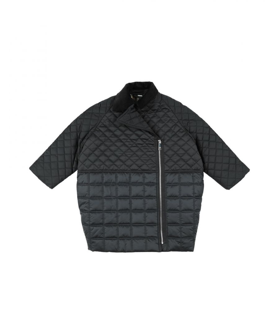 techno fabric, no appliqués, single-breasted , basic solid colour, zip, lapel collar, multipockets, long sleeves, goose down interior, wash at 30° c, do not dry clean, do not iron, do not bleach, tumble dryable, contains non-textile parts of animal origin