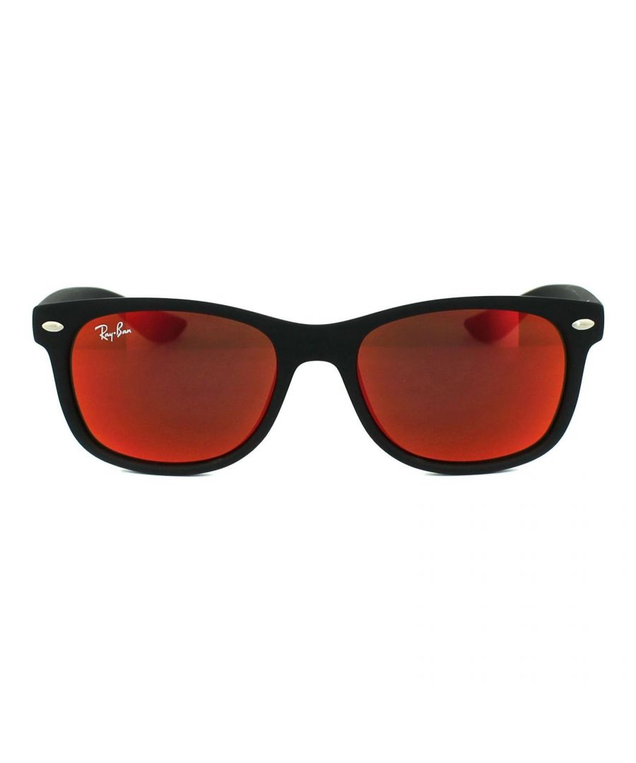 Ray-Ban Junior Sunglasses 9052 100S6Q Matt Black Red Flash Mirror is a perfect version of the wayfarer for kids or even those with small faces. All the classic features are there in a mini-version of the all time classic sunglass which the kids with even recognise as a style worn by pop and movie stars worldwide.