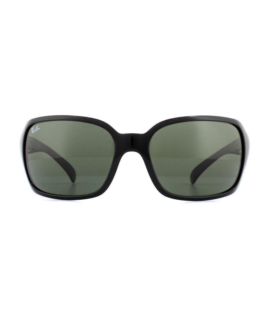 Ray-Ban Zonnebril 4068 601 Zwart Groen past echt bij alle gezichtsvormen en zitten comfortabel op je gezichtsgezichts-stijl. Fantastische waarde voor geld Rayban zonnebril.