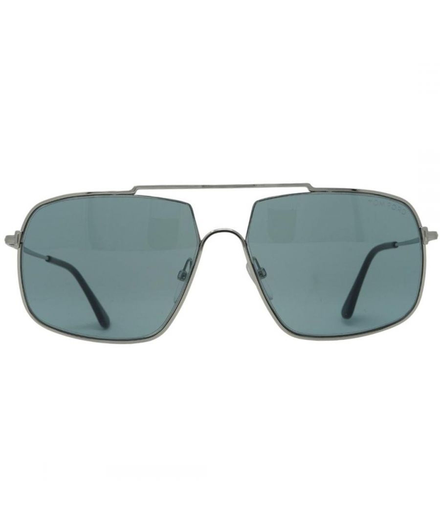 Tom Ford Aiden-02 FT0585 16A zilveren zonnebril. Lensbreedte = 60 mm. Breedte neusbrug = 15 mm. Armlengte = 140 mm. Zonnebrillen, zonnebrillenkoker, schoonmaakdoekje en onderhoudsinstructies zijn allemaal inbegrepen. 100% bescherming tegen UVA- en UVB-zonlicht en voldoet aan de Britse norm EN 1836:2005
