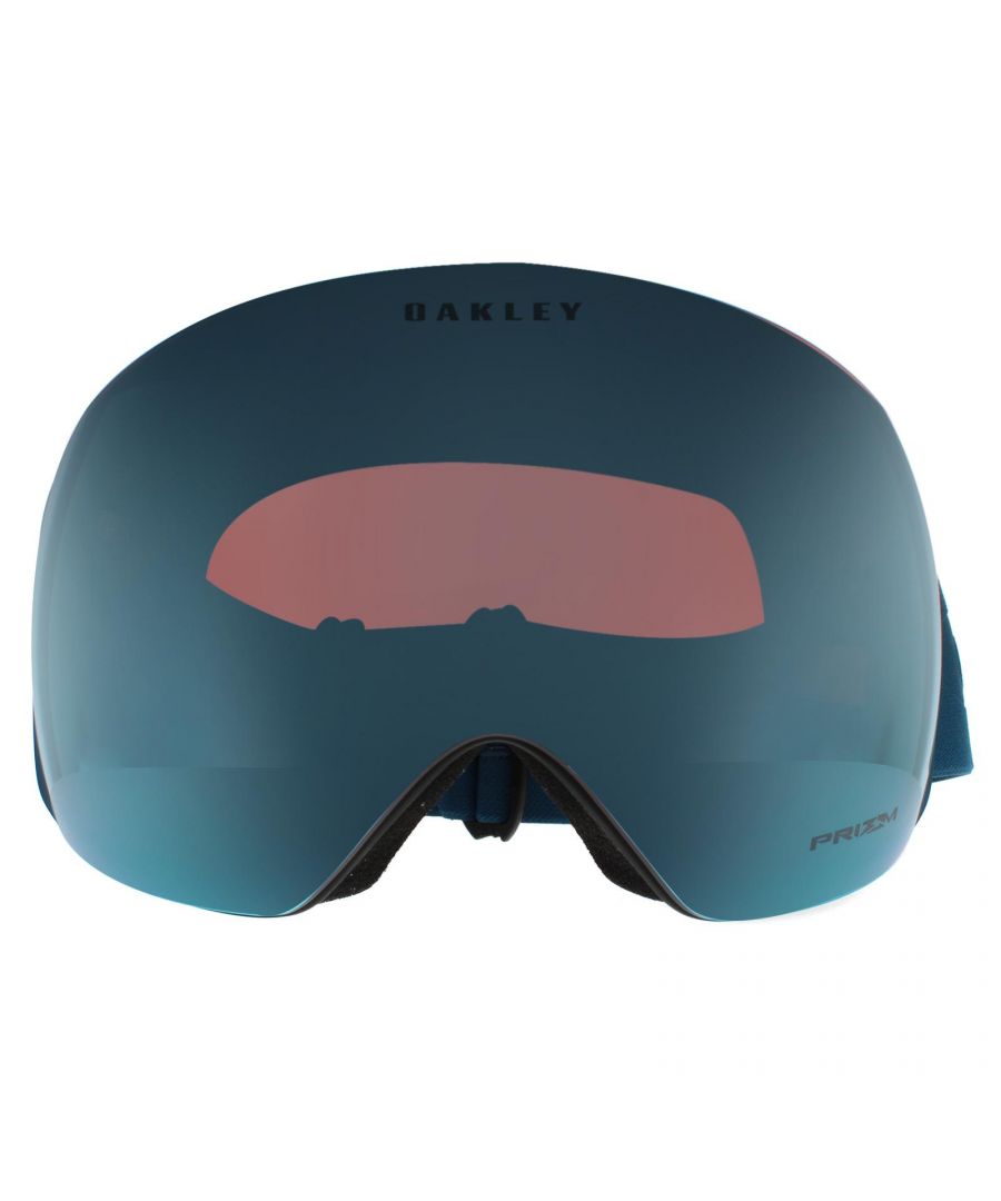 Oakley Ski Goggles Flight Deck XL OO7050-A2 Poseidon Prizm Snow Sapphire Iridium give maximum vision with a wide range of view and are lightweight and comfortable with triple layer fleece face foam. The notches at the temples allow prescription eyewear to still be worn. This is the XL version with extra-large lens and frame for a large-sized fit.