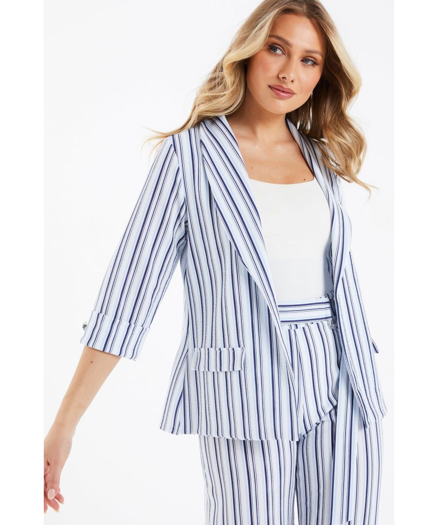 - Stripe print  - Lapel collar  - 3/4 length sleeves  - Pocket detail  - Length: 70cm approx  - Model height: 5' 8