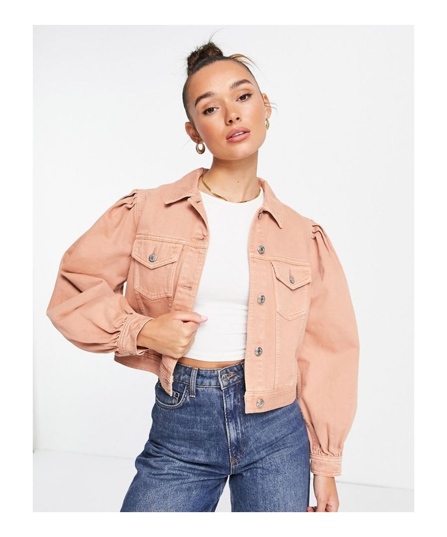 Denim jacket by Topshop Layer up Spread collar Button placket Volume sleeves Functional pockets Cropped length Relaxed fit  Sold By: Asos