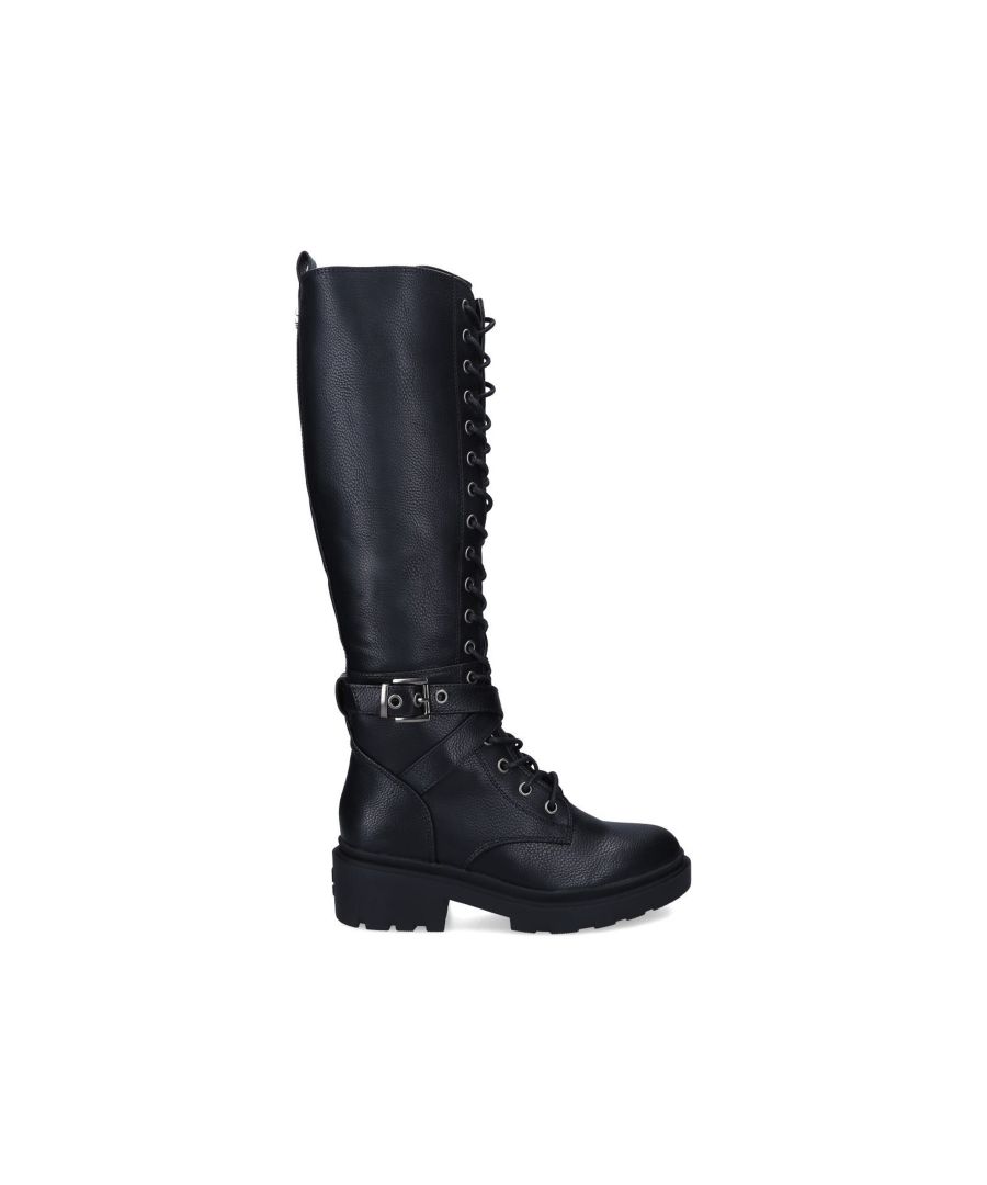 The Boulder High is a knee high boot that features a black textured upper with classic lace tie as well as buckled strap at the ankle. There is an Icon C stud in gunmetal at the back of the ankle.