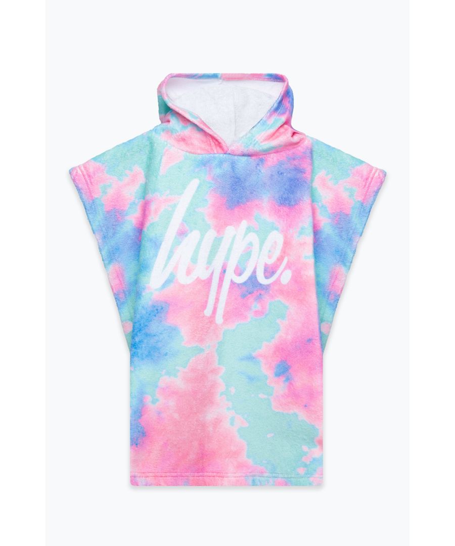 Stay safe from the sun this Summer with the HYPE. Girls Lucid Tie Dye Pink Beach Cover Up. Designed in a 100% polyester fabric base for ultimate comfort, boasting a hood, all-over pink lucid tie dye design, and the iconic HYPE. script logo. Wear over a matching swimsuit and a pair of HYPE. sunglasses to complete the look. Machine wash at 30 degrees. 