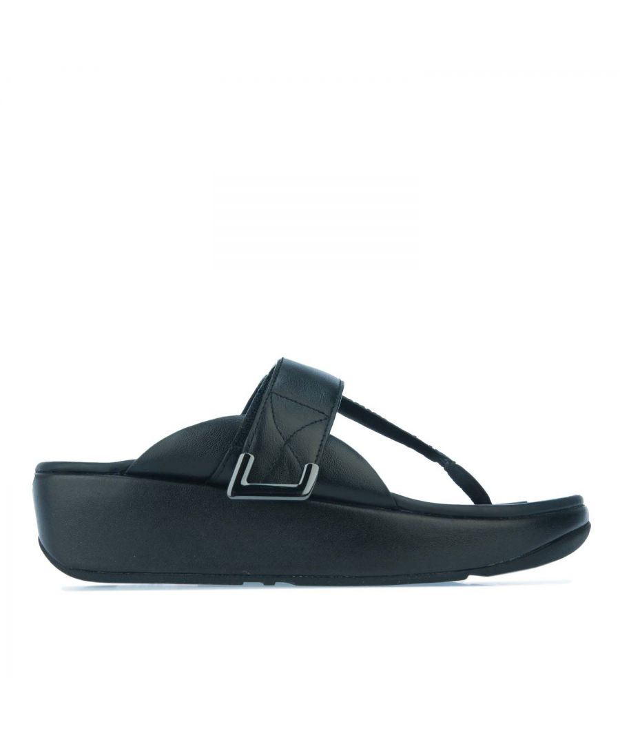 Womens Fit Flop Lulu Sleek Adjustable Toe-Post Sandals in black.- Softly padded leather uppers.- Slip on closure.- Padded leather footbeds.- Soft fabric toe post.- Ergonomic supercushioned Microwobbleboard™ midsoles.- Leather upper  Leather lining.- Ref.: ED9090
