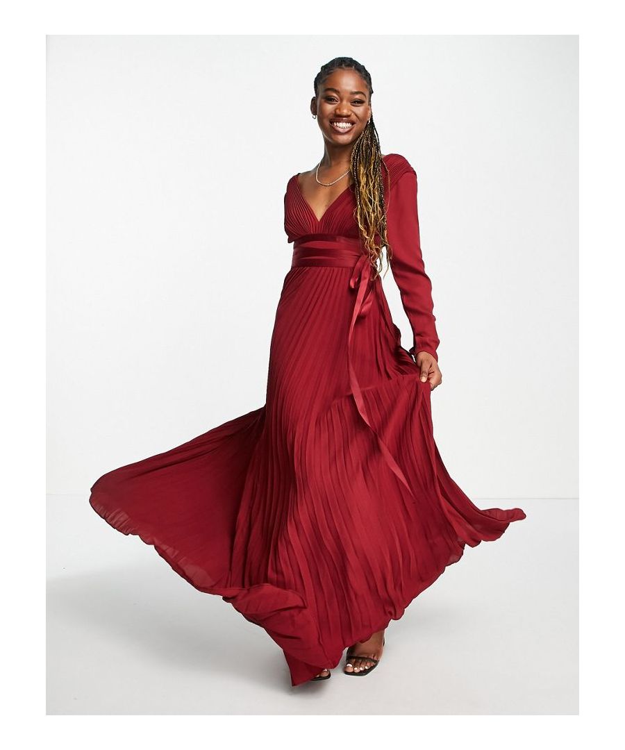Maxi dress by ASOS DESIGN Love at first scroll Pleated design V-neck Tie waist Zip-back fastening Regular fit  Sold By: Asos