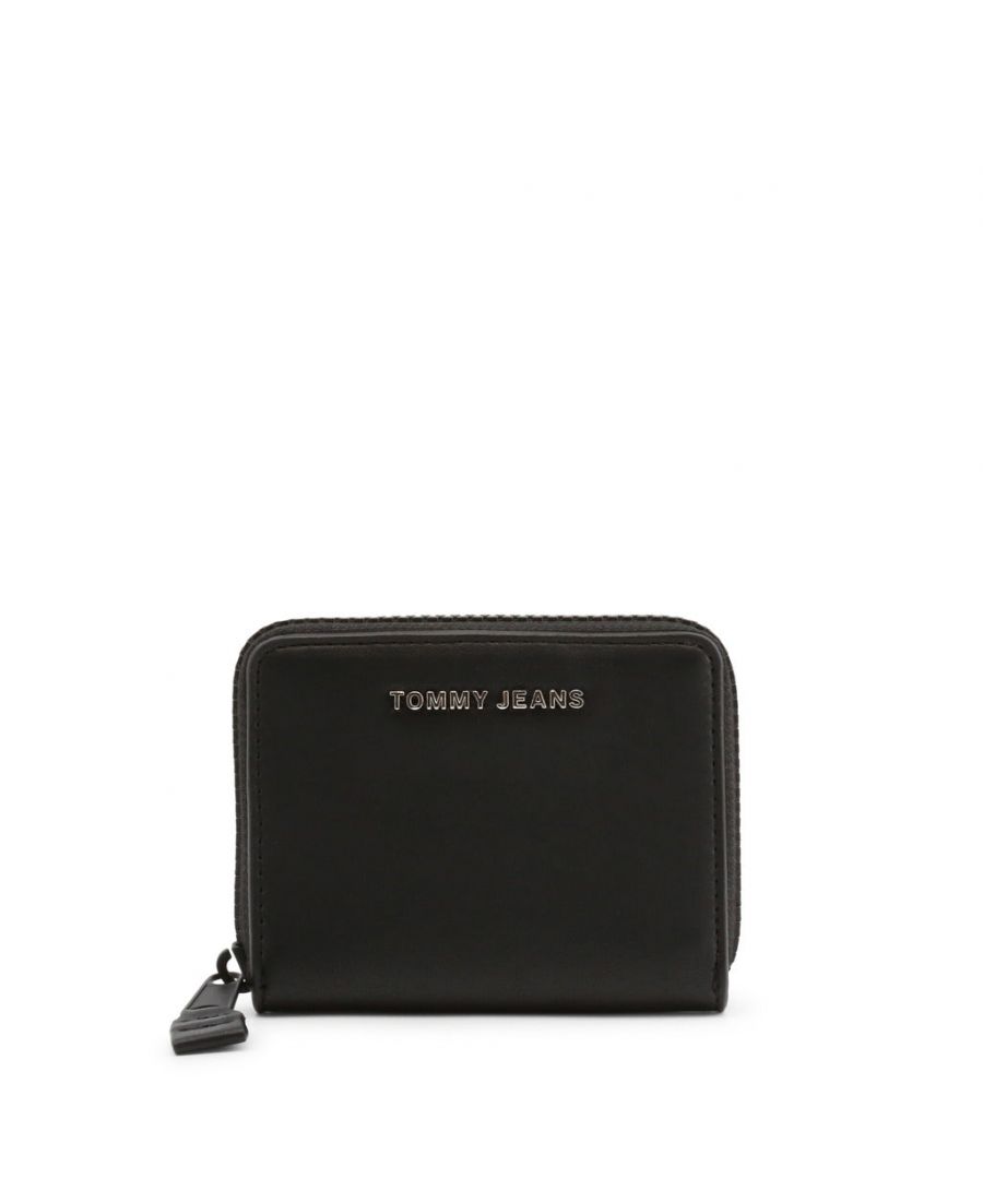 Brand: Tommy Hilfiger Jeans Gender: Men Type: Wallets Season: Fall/Winter  PRODUCT DETAIL • Color: black • Pattern: plain • Fastening: with zip • Size (cm): 9 x 11 x 2 cm  COMPOSITION AND MATERIAL • Composition: -100%  polyurethane  •  Washing: machine wash at 30°