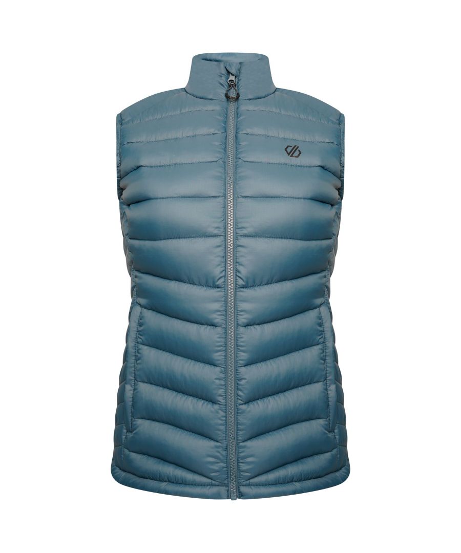 Filling: Faux Down, Recycled. Fabric: Iloft Downfill, Ripstop. Design: Logo, Quilted. Fabric Technology: Durable, Showerproof, Water Repellent. Sleeve-Type: Sleeveless. Neckline: Standing Collar. Pockets: 2 Lower Pockets, Zip. Fastening: Zip. Sustainability: Made from Recycled Materials.
