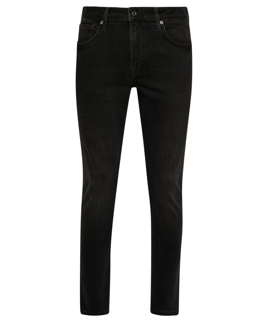 Make the Studios Slim jeans your new favourite pair. Featuring a classic five-pocket design, zip and button fastening and belt loops.Slim Fit. With enough room to move, these slim fit jeans are cut for a sleek silhouette that sits close to the body yet are still easy to wear.Button and zip fasteningBelt loopsFive-pocket designSignature logo patchMade with organic cotton grown using natural rather than chemical pesticides and fertilisers. The healthier soil this creates uses up to 80% less water which is better for our planet and for the farmers who grow it.