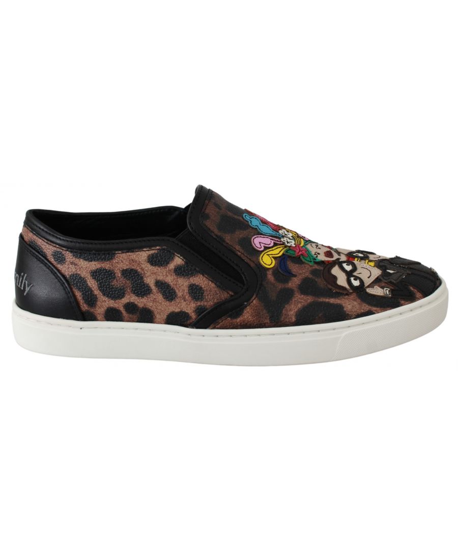 Dolce & ; Gabbana Gorgeous, brand new with tags 100% Authentic Dolce & ; Gabbana shoes Model : Loafers, slip on flat shoes Color : Brown leopard print Motive : #dgfamily Material : 1% Lambskin, 11% Natural rubber, 29% Leather, 12% Cotton, 37% PL Sole : Rubber sole Logo details Very high quality and comfort Made in Italy