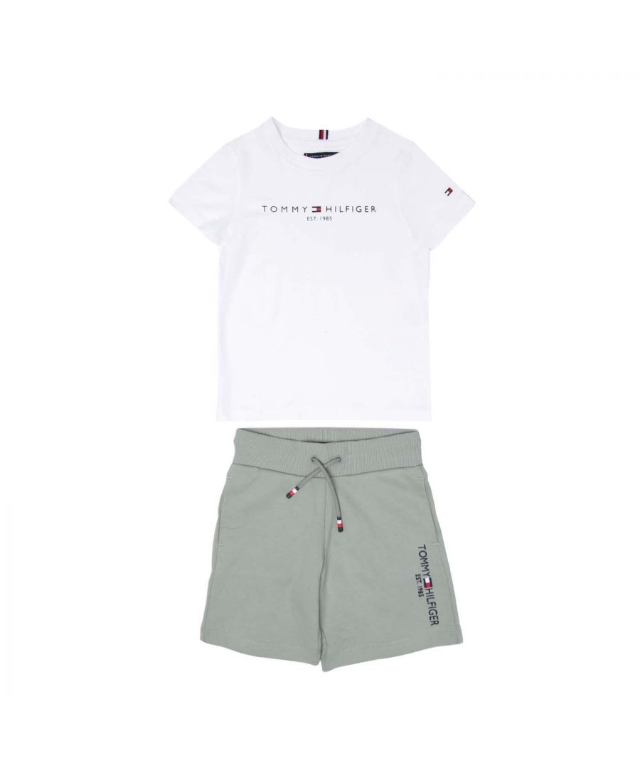 Junior Boys Tommy Hilfiger Essential Shorts And T- Shirt Set in green.- T- Shirt:- Crew neck.- Short sleeves.- Tommy Hilfiger logo on chest.- Tommy Hilfiger branding.- Tommy Hilfiger flag embroidery on sleeve.- Regular fit.- 100% Cotton.- Shorts: - Drawstring waist.- Two side pockets.- Tommy Hilfiger logo on leg.- Tommy Hilfiger branding.- Tommy Hilfiger flag embroidery on pocket.- Regular fit.-100% Cotton.- Ref: KB0KB07436PMIJ