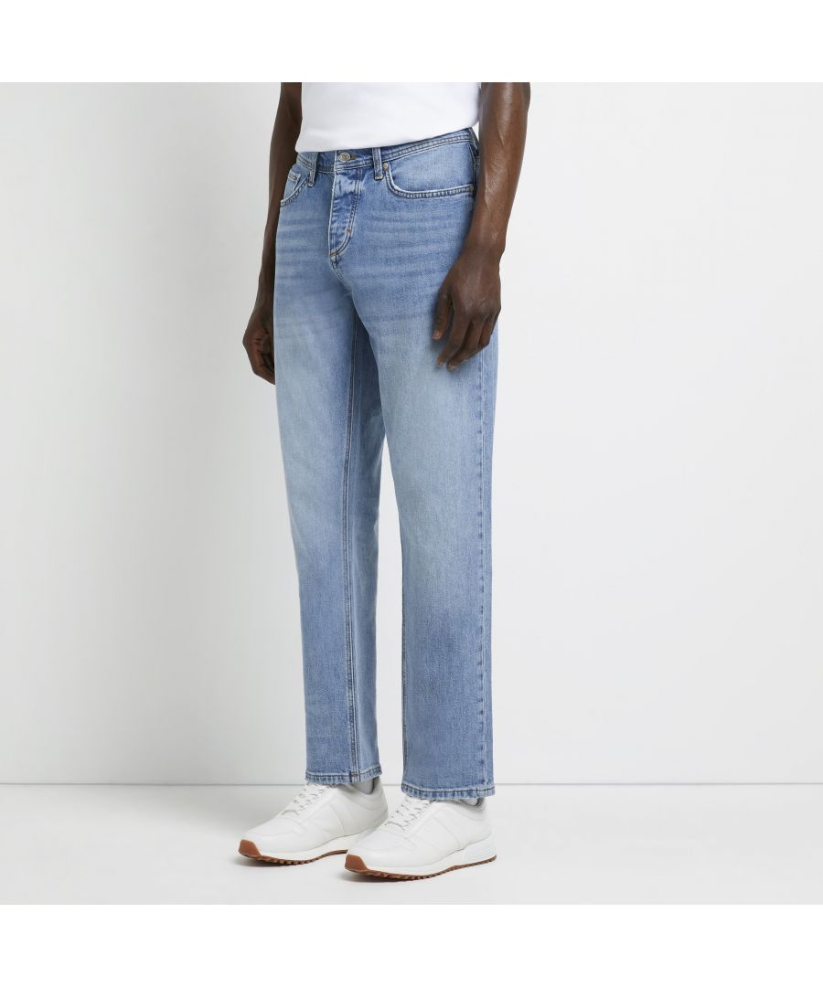 > Brand: River Island> Department: Men> Material Composition: 100% Cotton> Material: Cotton> Type: Jeans> Style: Straight> Size Type: Regular> Fit: Regular> Pattern: No Pattern> Occasion: Casual> Season: SS22> Pocket Design: 5-Pocket Design> Fabric Wash: Light> Closure: Button> Distressed: No> Brace Buttons/Belt Loops: Belt Loops