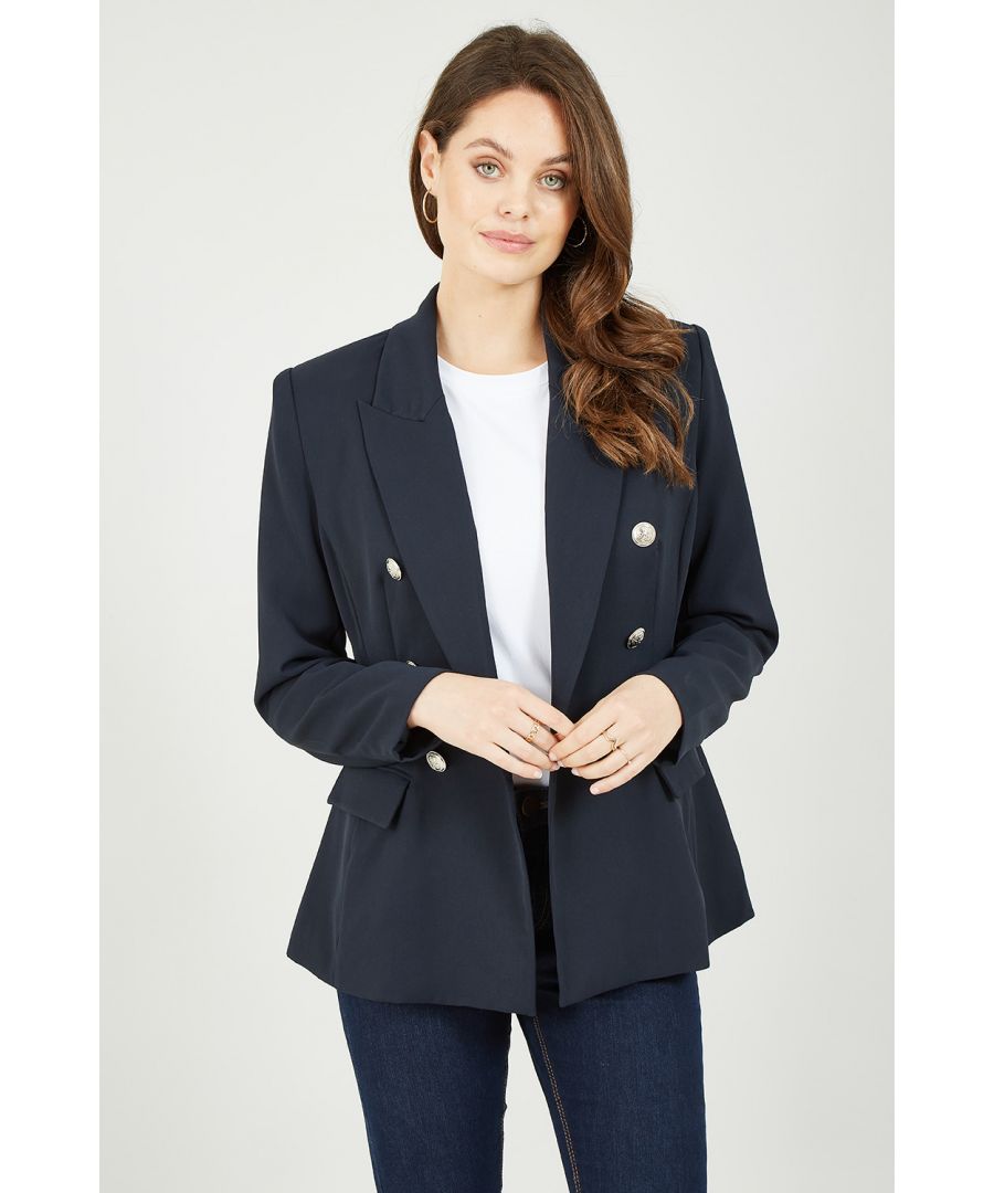 Step into Spring/Summer with this lush Yumi Navy Blazer With Contrast Stripe Lining. Perfect for all occasions, this s/s essential comes in an easy to match, on trend navy. With six breast buttons and a tailored fit. Layer over a bodysuit and jeans and match with strappy heels for a super cute smart casual look.