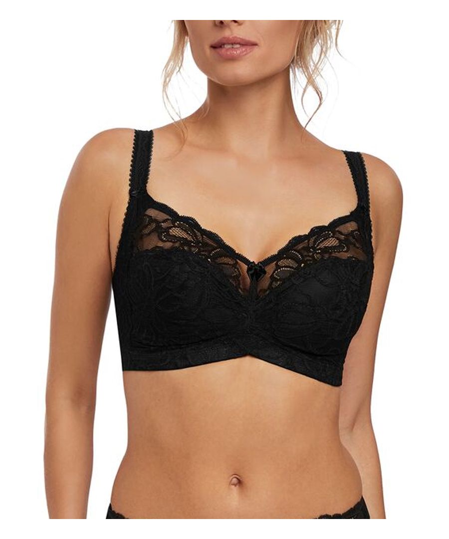 Fantasie Jacquline Soft Cup Bra, Offering amazing support and giving you the best comfort with its underwired cups, yet gives you a very secure fit. Made from a soft french lace featuring floral embroidery for a feminine elegant feel. 100% one for your lingerie collection.