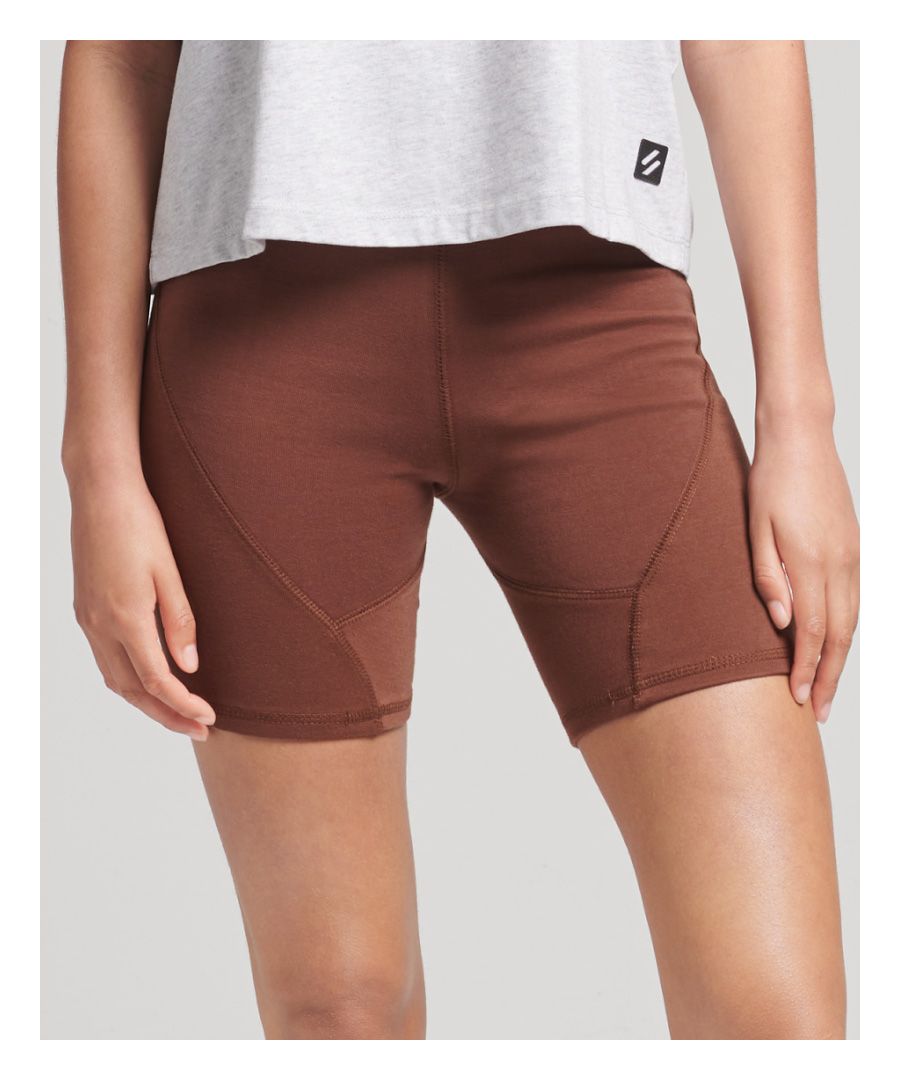 A secure, comfortable fit is a must-have when it comes to cycling fashion... and it doesn't hurt to look great whilst doing it. These shorts feature our logos to make you stand out from the crowd but are subtle enough to ensure you still look authentically yourself.Elasticated waistbandBranded waistEmbroidered Code logo