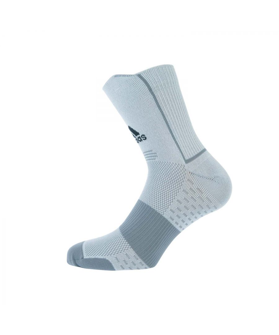 adidas Running Adizero Ultralight Quarter Performance Socks in white.- Quarter length.- Arch support and seamless  zonal compression.- AEROREADY-material keeps you dry.- Manufactured with recycled materials.- Provides a light and supportive feel.- Flat toe seam.- Left- and right-specific socks.- Tight fitting material.- 82% Polyamid (Recycled)  13% Polyester  5% Elastane.- Ref: H26675