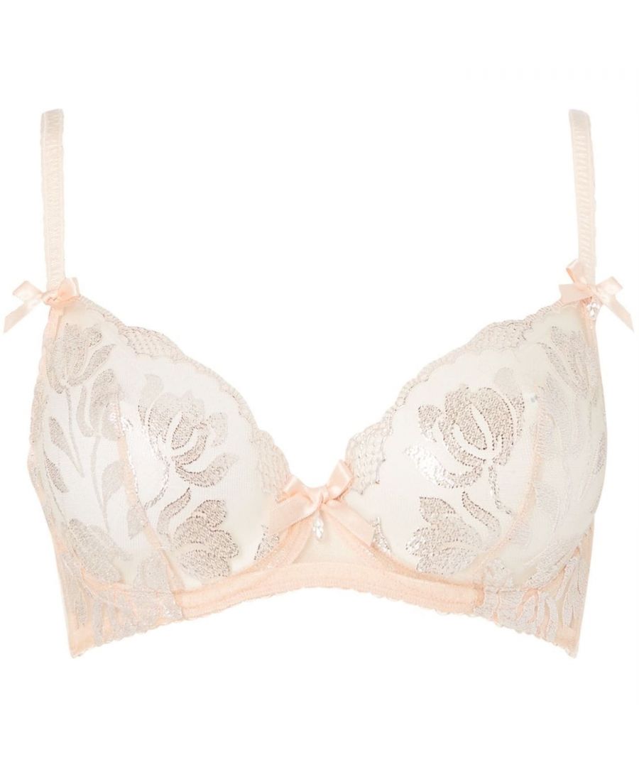Feminine florals get a contemporary makeover in the glamorous Sparkle. The sweet-yet-sexy bra features a nude net tulle base overlaid with silver foil and peach embroidered flowers. A non-padded, darted demi cup design with a delicately scalloped edge, it is finished with peach bows at either apex and sweet crystal droplets. Accented with silver foiled tulle on the back wing and rose gold hardware, it pairs beautifully with the matching brief and suspender. >Wired >Non Padded Bra >Non moulded >Adjustable >Pattern >Hand wash only >79% polyester, 20% polyamide