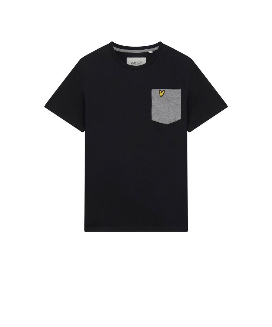 Lyle & Scott Mens Contrast Pocket T-Shirt in Black Cotton - Size Small