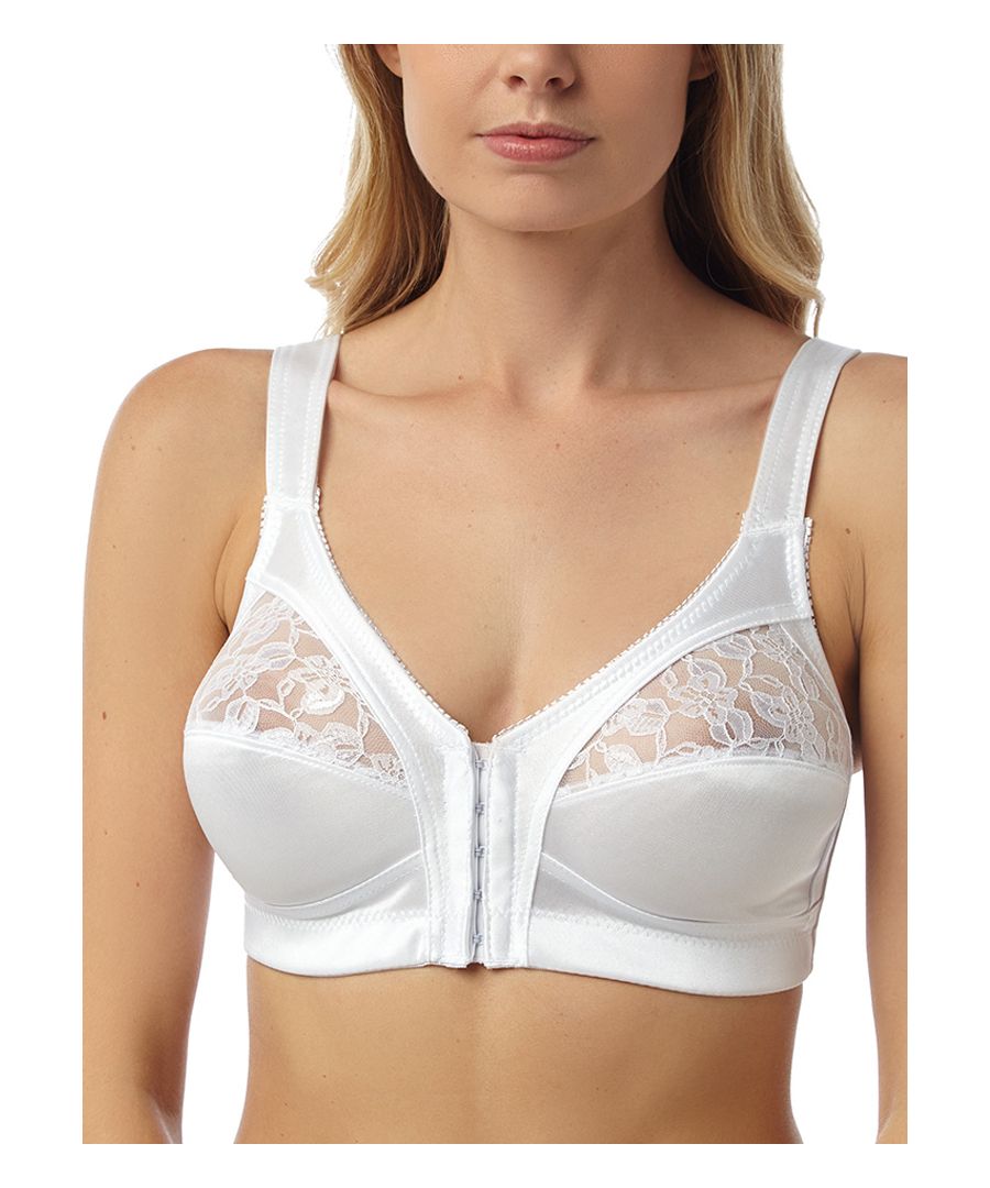 This Marsylka front fastening bra is comfortable to wear all day long due to the wider wings and straps. It fastens at the front for easy put on/off and is ideal for women who have recently had surgery, have disabilities or who are older and struggle with mobility. It is also super soft and very light.