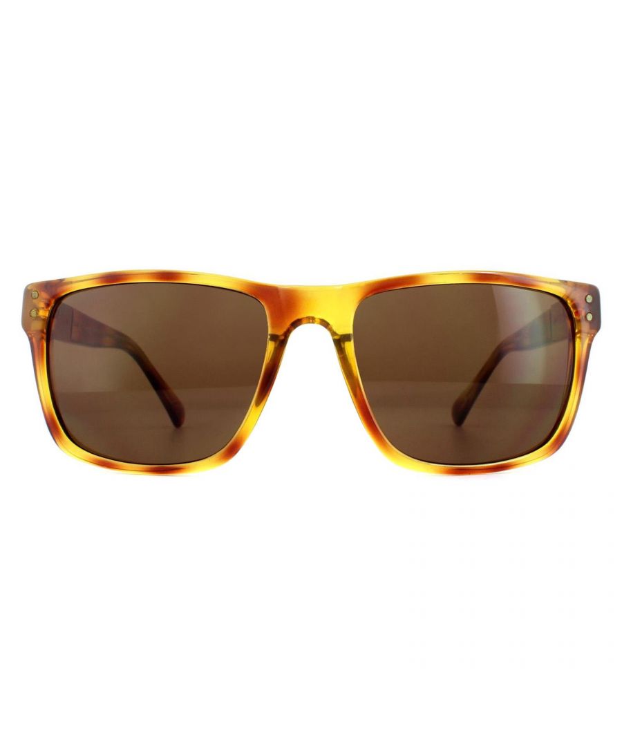 Guess zonnebrillen GU6795 K08 Havana Brown Gradient zijn een frame van hoge kwaliteit gemaakt van plastic met een rechthoekige vorm en zijn ontworpen voor mannen