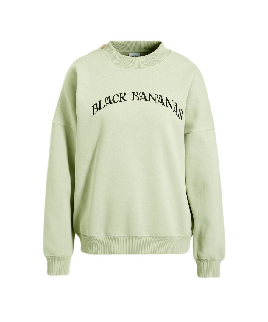 Deze sweater voor dames van BLACK BANANAS is gemaakt van een sweatstof en heeft een logo-opdruk. Het model heeft een ronde hals en lange mouwen.details van deze sweater:•  stijlnaam: Flora•  3D-applicatie
