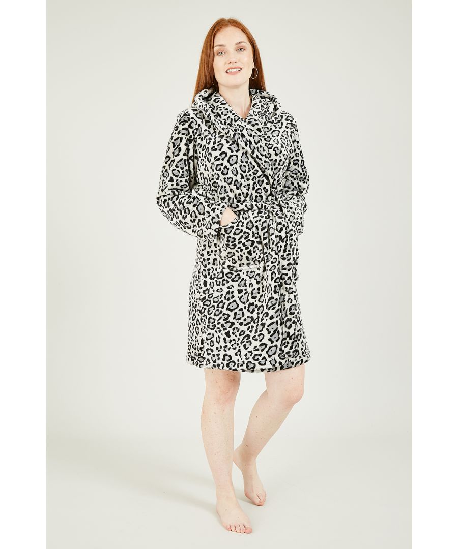 Image for Yumi Snow Leopard Fleece Dressing Gown