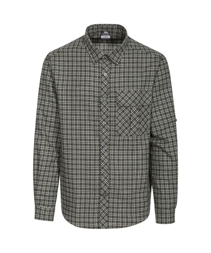 A classic wardrobe staple, the Snyper mens checked shirt will go with a number of outfits so you`ll always have an excuse to put it on. With a timeless checked pattern, this shirt features button fastenings and roll-up sleeves allowing you to create multiple looks with ease. A chest patch pocket gives it a traditional feel while a concealed zip pocket adds a twist, as well as offering a place to keep any small essentials. Material: 100% Cotton. Trespass Mens Chest Sizing (approx): S - 35-37in/89-94cm, M - 38-40in/96.5-101.5cm, L - 41-43in/104-109cm, XL - 44-46in/111.5-117cm, XXL - 46-48in/117-122cm, 3XL - 48-50in/122-127cm.